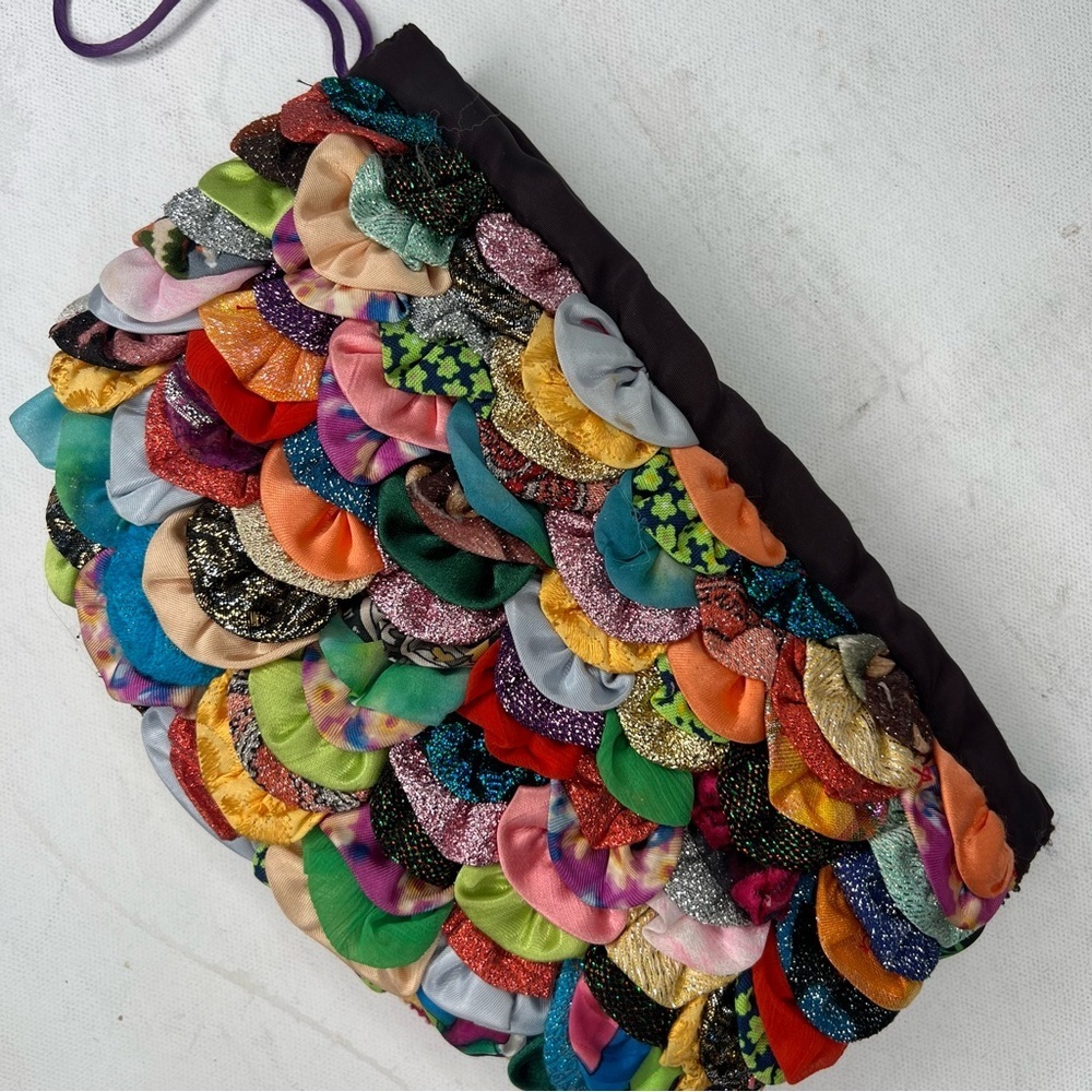 Clutch bag multicolored scallop fabric - Picture 5 of 7